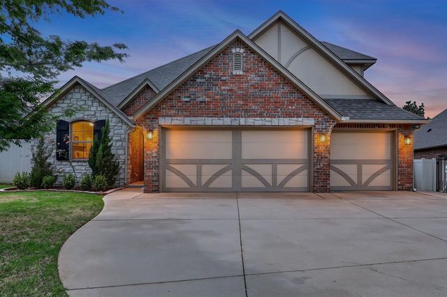 17701 Griffin Gate Drive, Edmond, OK 73012