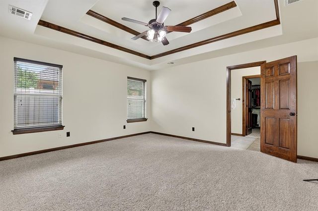 17701 Griffin Gate Drive, Edmond, OK 73012