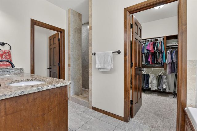 17701 Griffin Gate Drive, Edmond, OK 73012