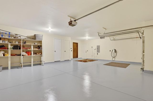 17701 Griffin Gate Drive, Edmond, OK 73012