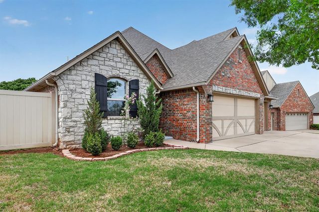 17701 Griffin Gate Drive, Edmond, OK 73012