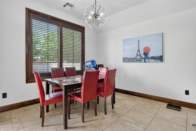 17701 Griffin Gate Drive, Edmond, OK 73012