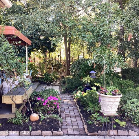 5108 Chanticleer Court, Wilmington, NC 28409