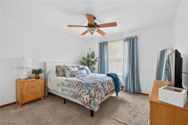 3014 Harmont Avenue NE, Canton, OH 44705