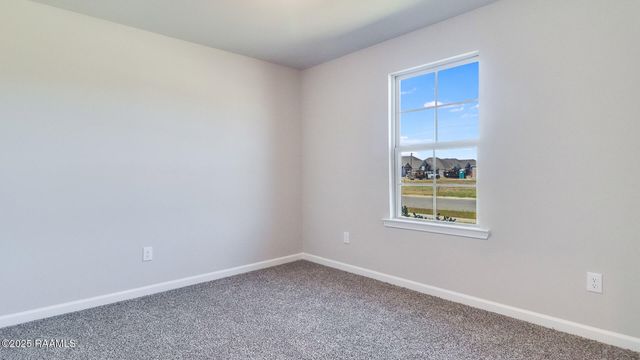 214 Southern Oak Drive, Lafayette, LA 70507