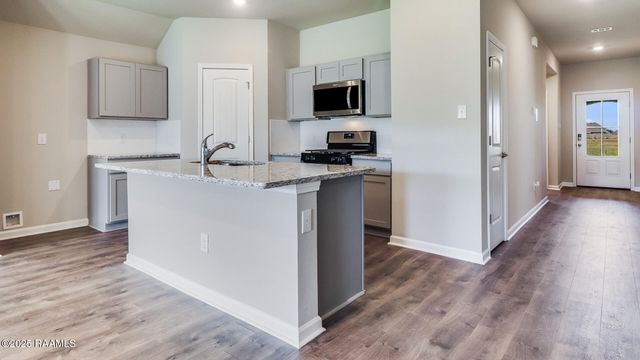 214 Southern Oak Drive, Lafayette, LA 70507