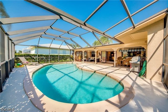 1432 SW 52nd TER, Cape Coral, FL 33914