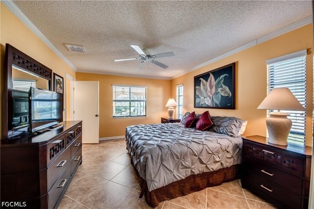 1432 SW 52nd TER, Cape Coral, FL 33914
