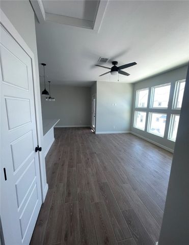 603 E Avenue G 303, Port Aransas, TX 78373