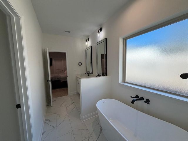 556 Shady Oak Drive, Mobile, AL 36608