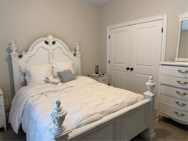 556 Shady Oak Drive, Mobile, AL 36608