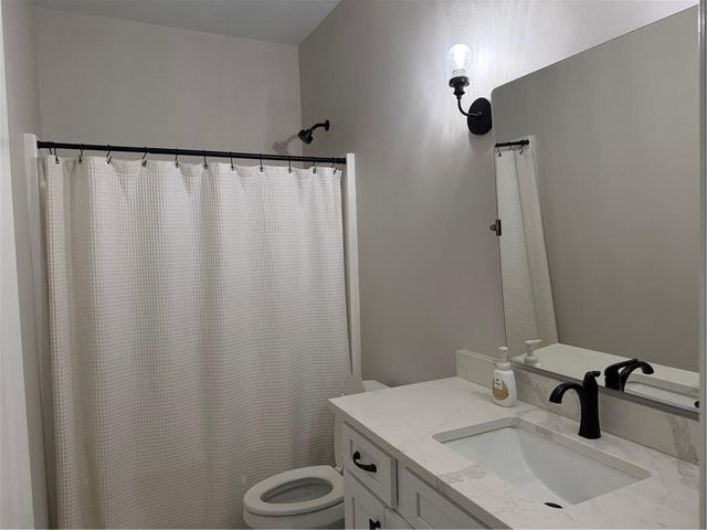 556 Shady Oak Drive, Mobile, AL 36608