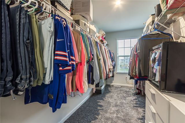 5861 Tweed Trail, Farmington, NY 14425