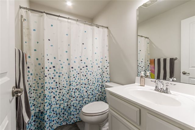 5861 Tweed Trail, Farmington, NY 14425