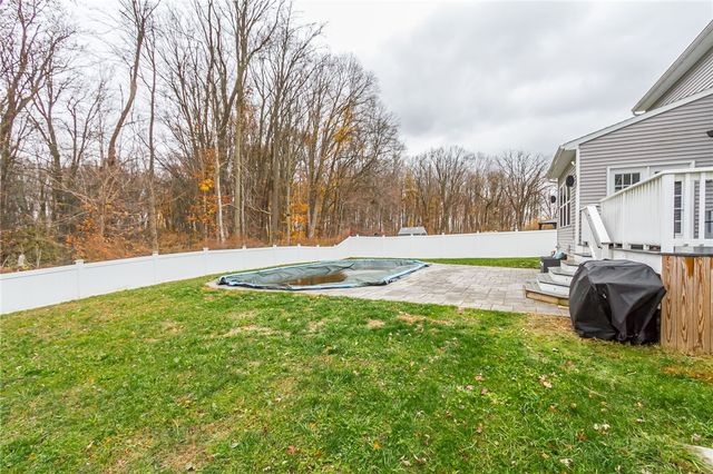 5861 Tweed Trail, Farmington, NY 14425