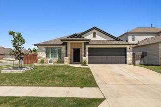 205 Bright Star LN, Georgetown, TX 78628