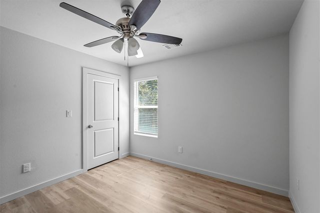 413 S Willow Street, Sherman, TX 75090