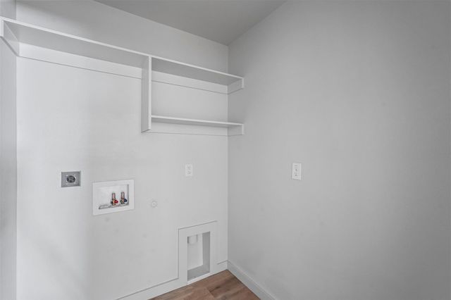 413 S Willow Street, Sherman, TX 75090