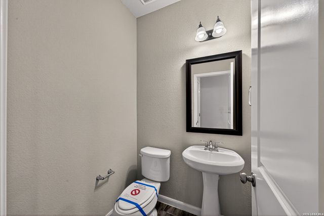 10426 ROSALINA LOOP, Converse, TX 78109