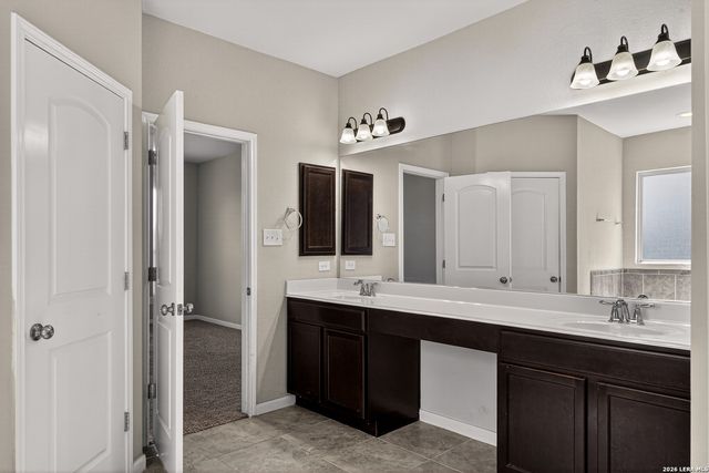 10426 ROSALINA LOOP, Converse, TX 78109