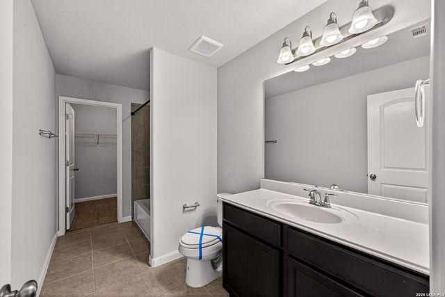 10426 ROSALINA LOOP, Converse, TX 78109