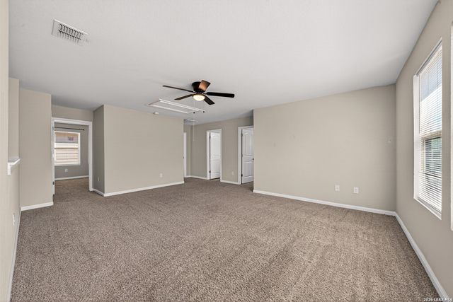 10426 ROSALINA LOOP, Converse, TX 78109