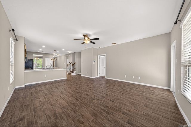 10426 ROSALINA LOOP, Converse, TX 78109