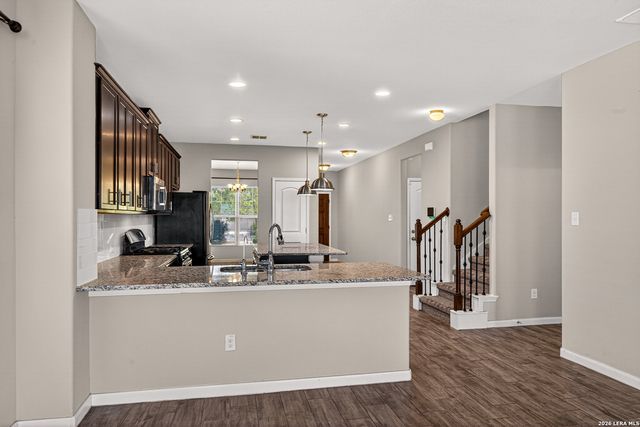 10426 ROSALINA LOOP, Converse, TX 78109