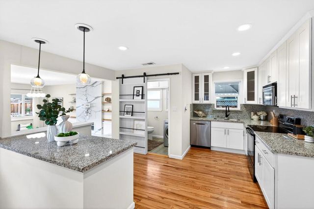 275 Jackson Street, Sunnyvale, CA 94086