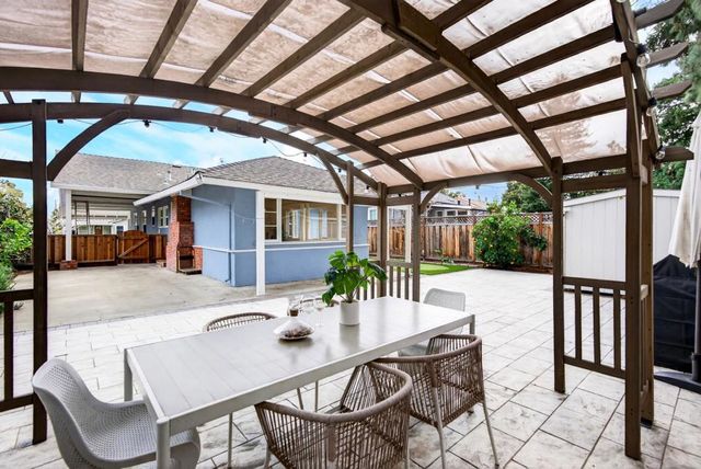 275 Jackson Street, Sunnyvale, CA 94086