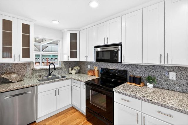 275 Jackson Street, Sunnyvale, CA 94086