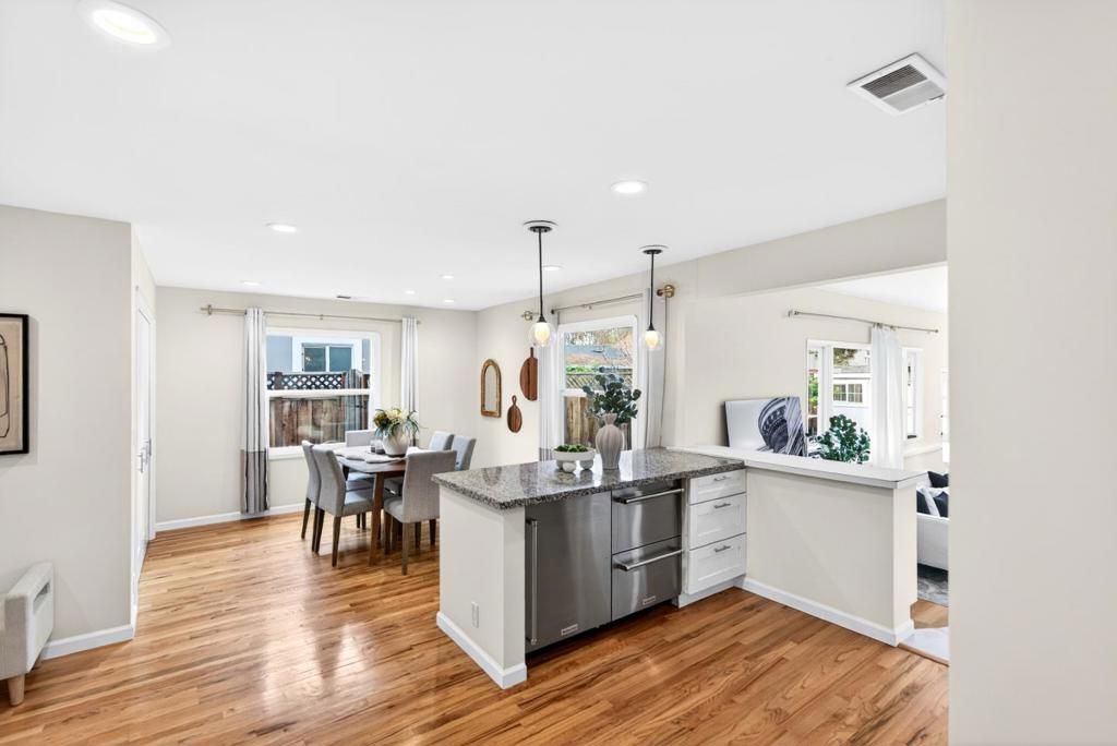 Image 7 of property listing at 275 Jackson Street, Sunnyvale, CA 94086