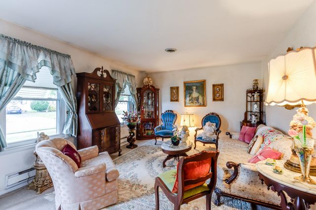 58 MARLBOROUGH DR, Southampton, NJ 08088