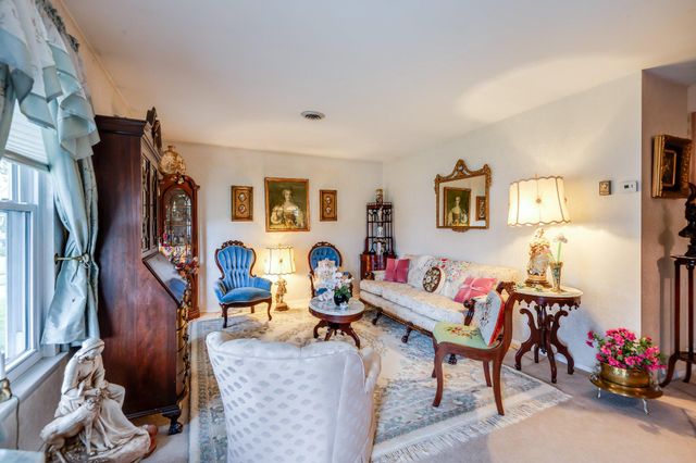 58 MARLBOROUGH DR, Southampton, NJ 08088