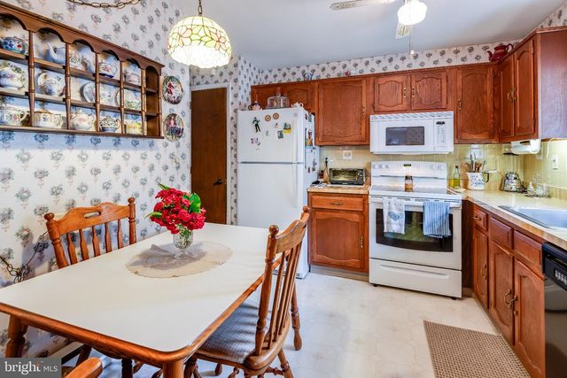 58 MARLBOROUGH DR, Southampton, NJ 08088