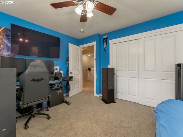 21390 Sw ROELLICH Ave, Sherwood, OR 97140