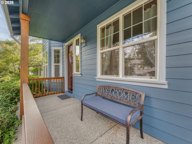 21390 Sw ROELLICH Ave, Sherwood, OR 97140