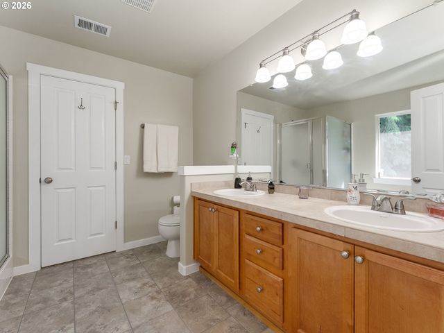 21390 Sw ROELLICH Ave, Sherwood, OR 97140