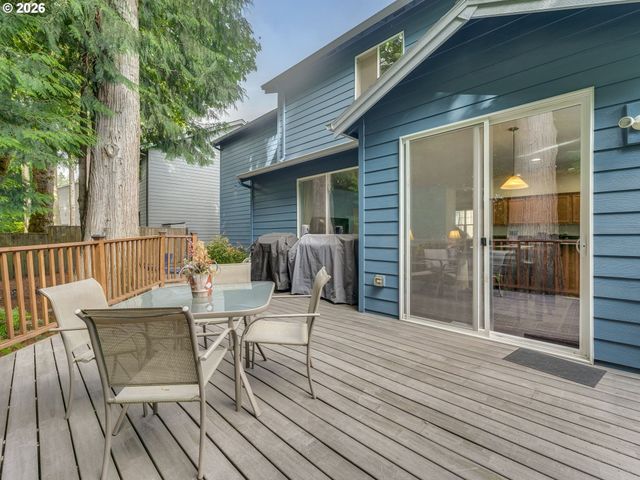 21390 Sw ROELLICH Ave, Sherwood, OR 97140