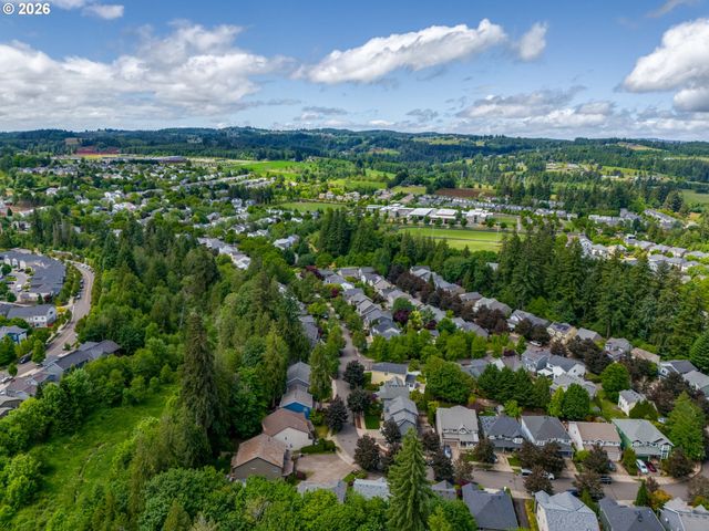 21390 Sw ROELLICH Ave, Sherwood, OR 97140