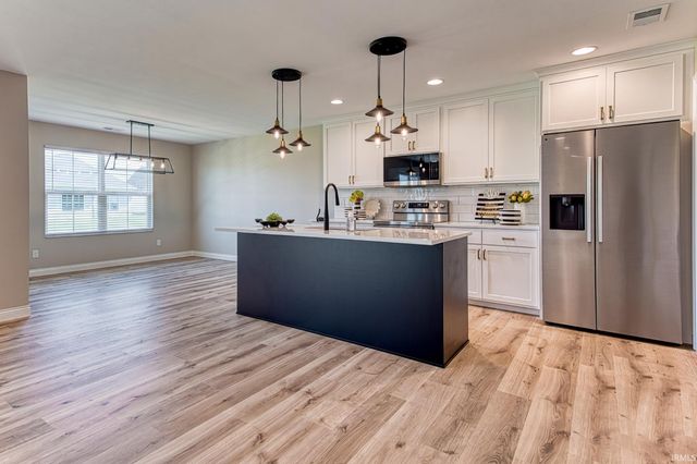 1546 Eli Drive, Evansville, IN 47711