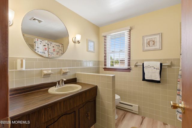 17 W Ramapo Lane, Long Beach Twp, NJ 08008