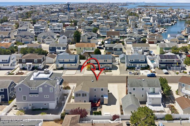 17 W Ramapo Lane, Long Beach Twp, NJ 08008