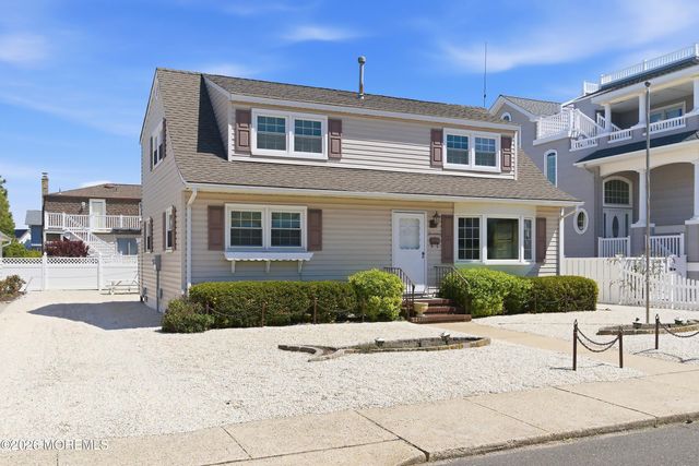 17 W Ramapo Lane, Long Beach Twp, NJ 08008
