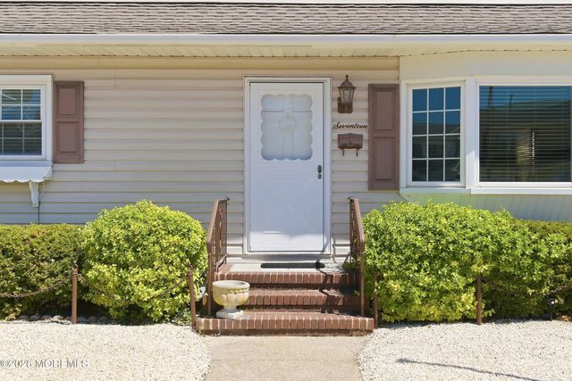 17 W Ramapo Lane, Long Beach Twp, NJ 08008
