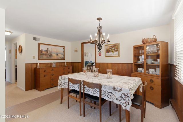 17 W Ramapo Lane, Long Beach Twp, NJ 08008