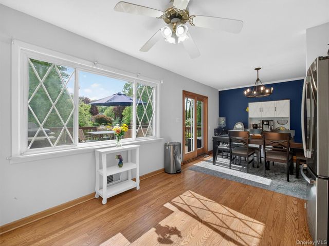 584 Babbling Brook Lane, Valley Cottage, NY 10989