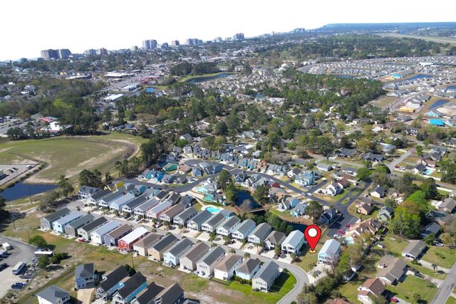 702 Ashland Ave., North Myrtle Beach, SC 29582