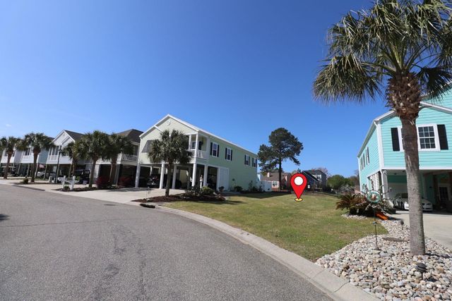 702 Ashland Ave., North Myrtle Beach, SC 29582