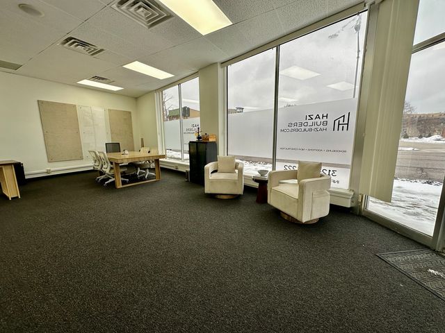 7872 Lincoln Avenue, Skokie, IL 60077